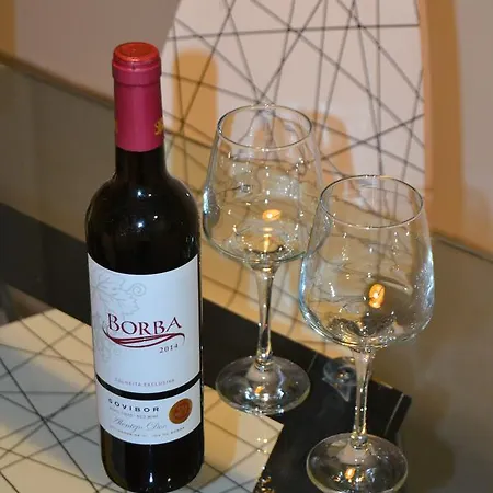 Oporto Brothers Suites Affittacamere *